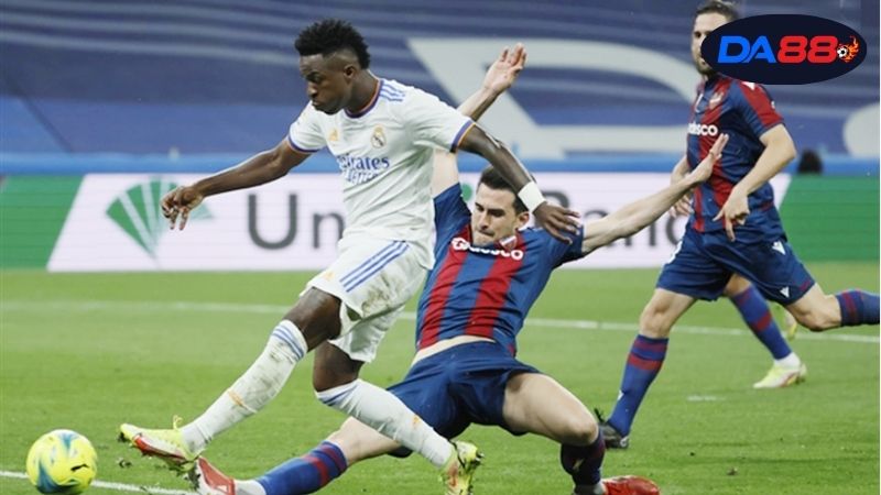 Soi kèo bóng đá Levante vs Real Madrid, 02h30 ngày 24/9, tiệc hơi xa 2 Thông tin lực lượng Levante vs Real Madrid mới nhất